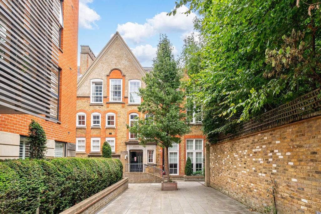 Pissarro House Augustas Lane 2 Bed Apartment 850 000 kacchan-meaning