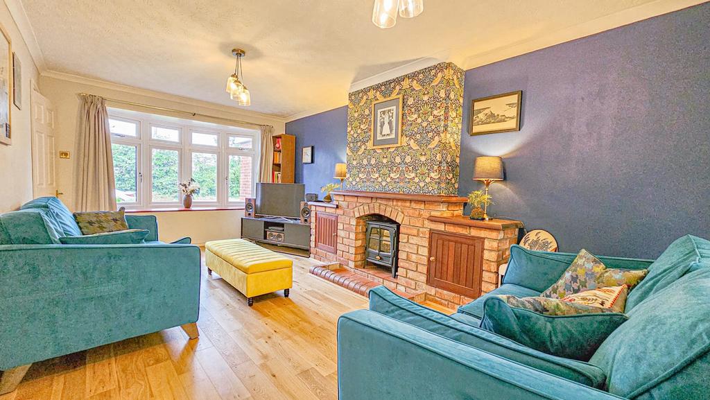 Bagshaw Close, Coventry, CV8 3 bed semidetached house for sale £280,000