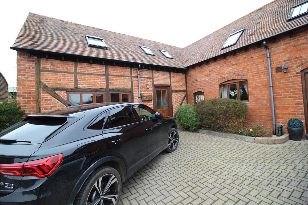 Bills Lane, Shirley, Solihull, B90 2 bed house £1,325 pcm (£306 pw)