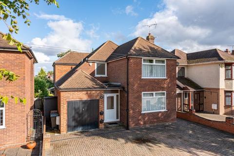 19 Halfway Avenue, Luton, LU4 8RA