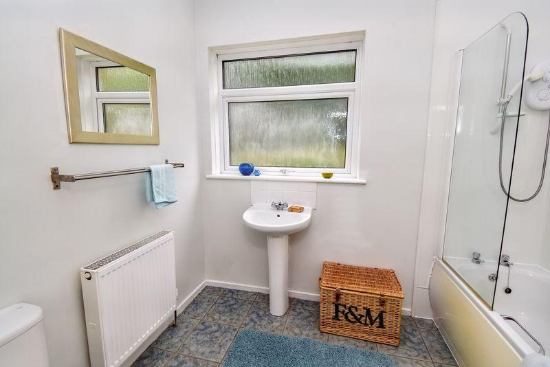 Bathroom - Ground
