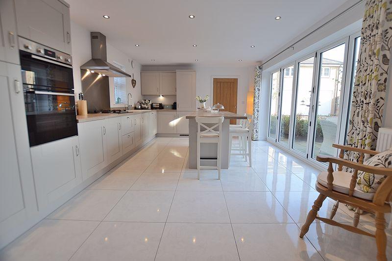 Breakfast kitchen