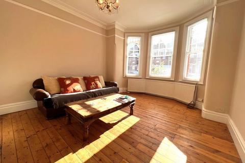 1 bedroom apartment to rent, Devonshire Road, London