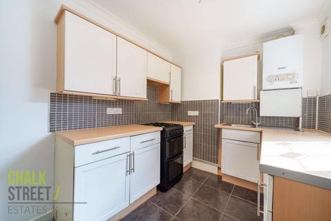 20 Shaftesbury Road, Romford, RM1 2QH