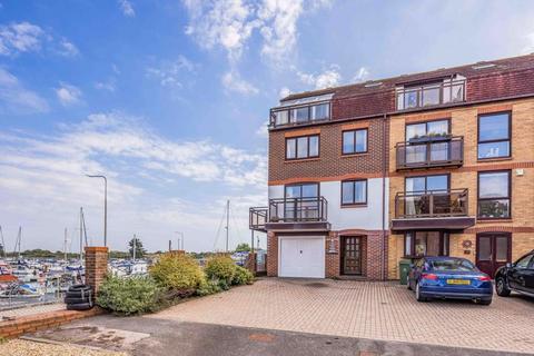 4 bedroom townhouse for sale - Horse Sands Close, Southsea