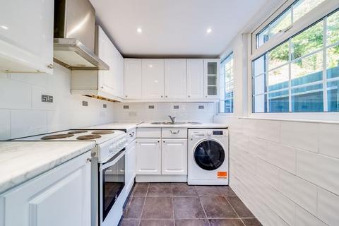 245 Godstone Road, Kenley, CR8 5BP