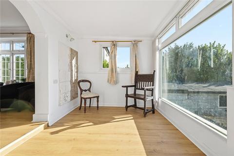 3 bedroom detached house for sale, Hillside Road, Billericay, CM11
