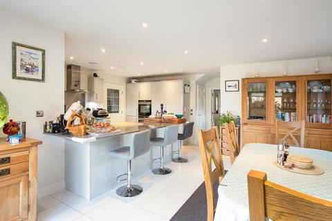 5 bedroom detached house for sale - Cornflower Drive, Marden, Kent, TN12 9GH