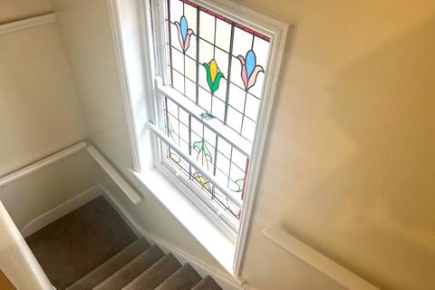 2 bedroom flat to rent, Grimston Gardens, Folkestone, CT20