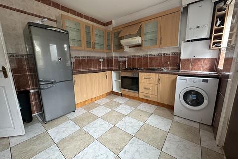 2 bedroom maisonette to rent - Adley Street, London E5
