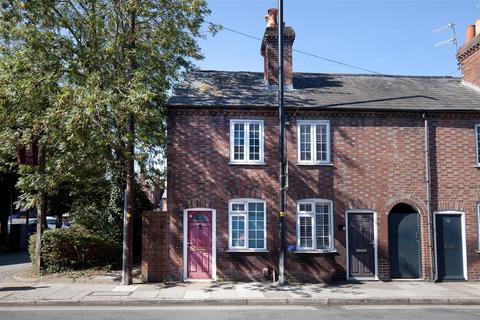 2 bedroom end of terrace house for sale, Brown Street, Salisbury