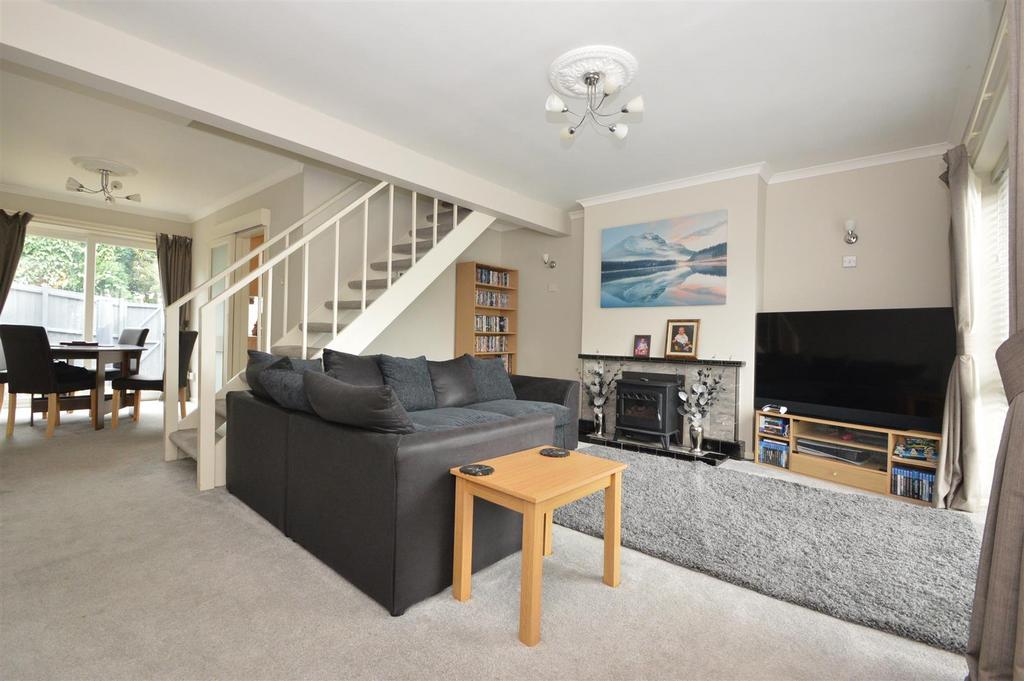 HAYLANDS, RYDE 3 bed terraced house for sale £225,000