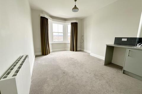 1 bedroom apartment for sale, North Marine Road, Scarborough