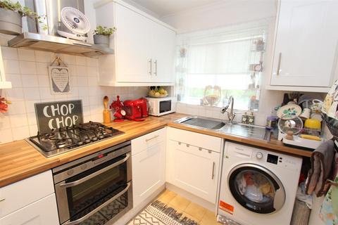 13a Woodland Road, Chingford, London, E4 7ET