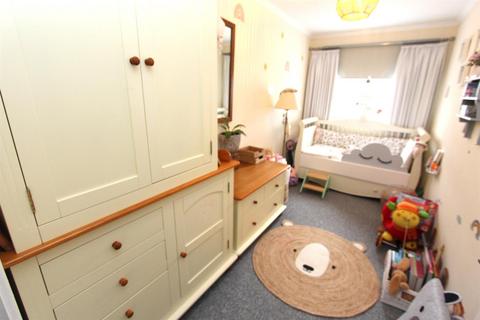 13a Woodland Road, Chingford, London, E4 7ET