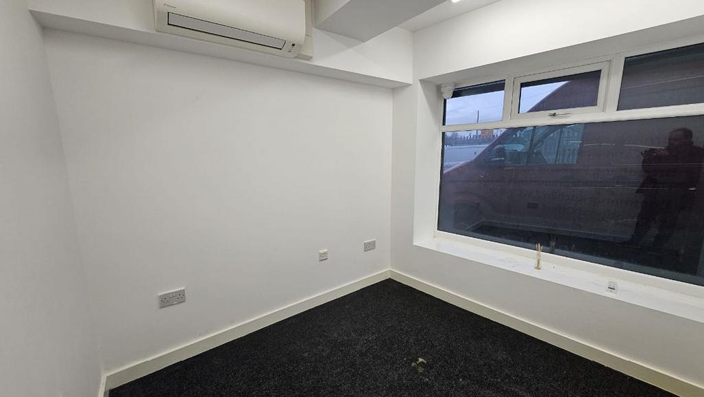 Single Person Office