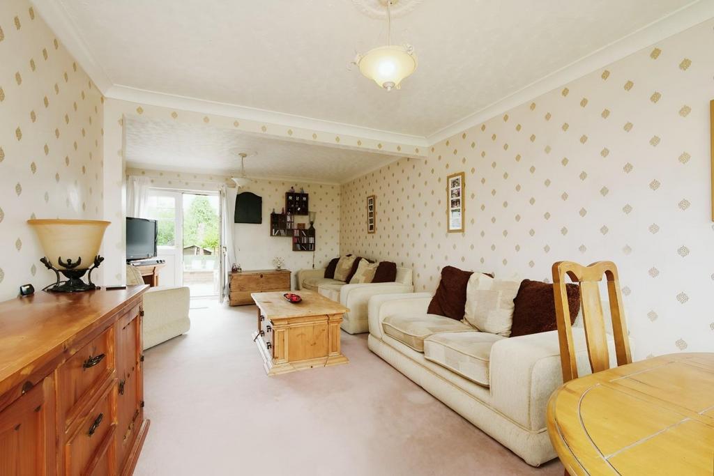 Huntington Road, York 3 bed semidetached house for sale £260,000