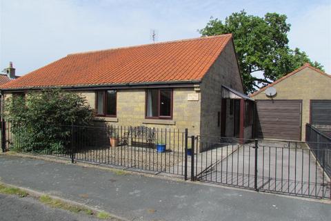 2 bedroom semi-detached bungalow for sale - 10, Oakfield Avenue, Goathland, Whitby