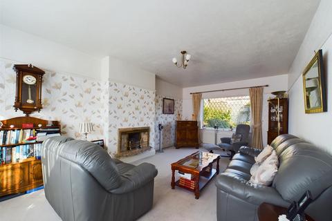 25 Second Avenue, Bridlington, YO15 2LW