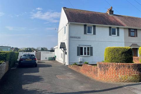 104 Ashburnham Road, Pembrey, Burry Port, SA16 0TL