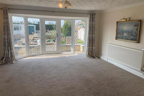 104 Ashburnham Road, Pembrey, Burry Port, SA16 0TL