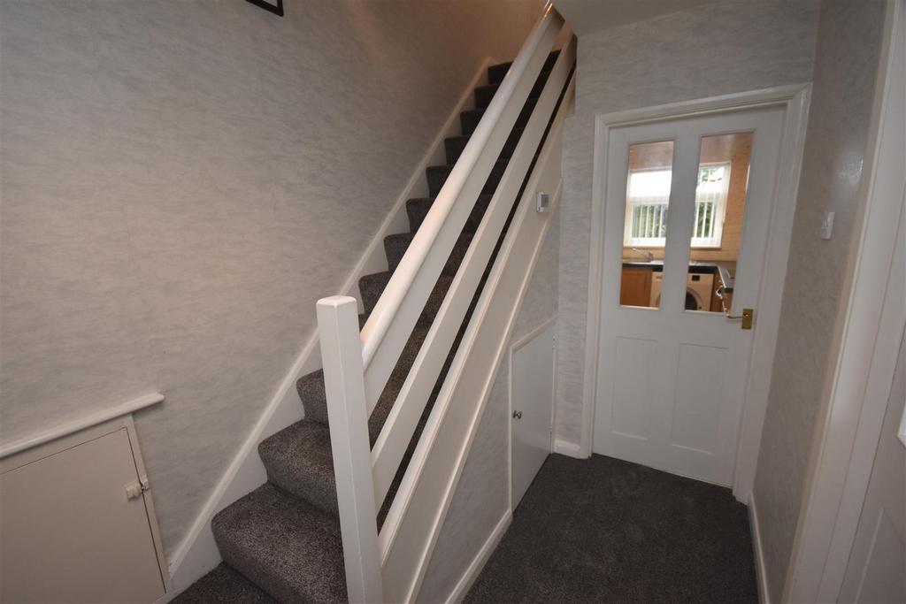 Fishers Lane, Pensby 3 bed end of terrace house £900 pcm (£208 pw)