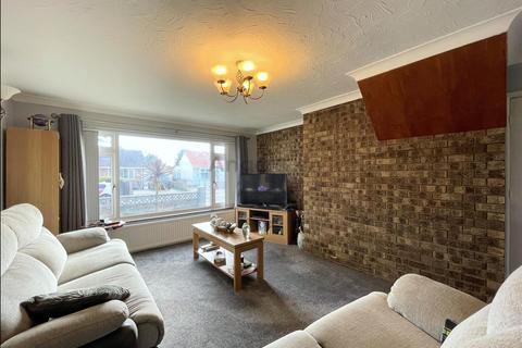 3 bedroom chalet for sale, Edgerton Road, Lowestoft