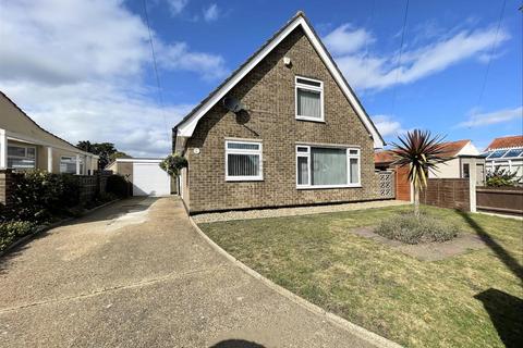 3 bedroom chalet for sale, Edgerton Road, Lowestoft