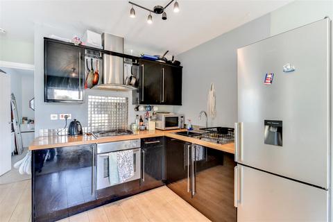 117a Lyndhurst Road, Worthing, BN11 2DE