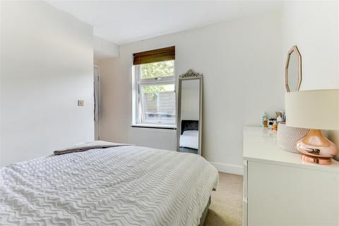 117a Lyndhurst Road, Worthing, BN11 2DE