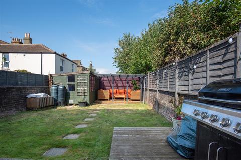 117a Lyndhurst Road, Worthing, BN11 2DE
