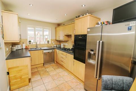 58 Anchorage View, St Lawrence, Southminster, CM0 7JH