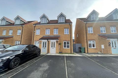 17 Hawker Close, Hartlepool, TS25 2DZ