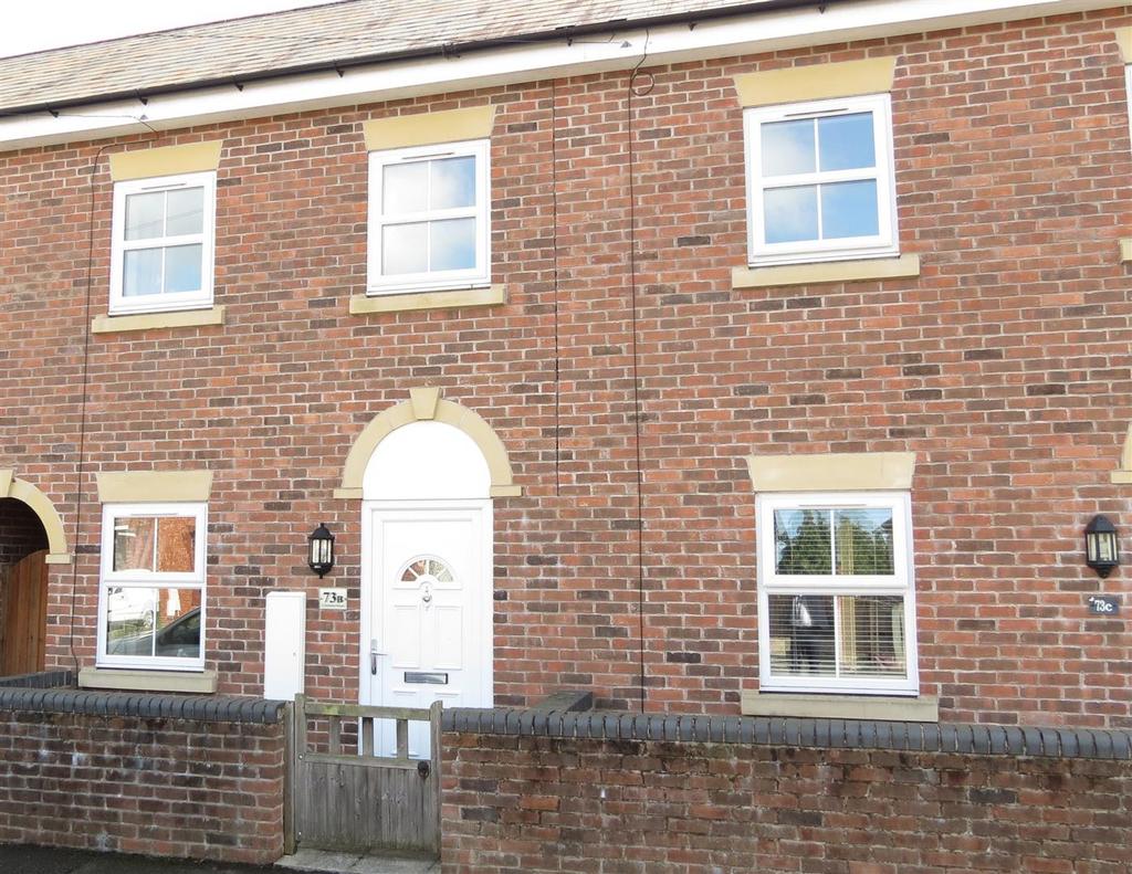 Crowmere Road, Monkmoor, Shrewsbury 2 bed terraced house for sale £185,000