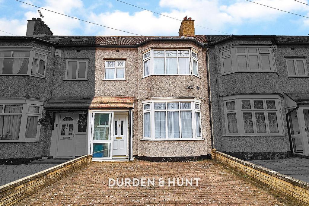 Roll Gardens, Gants Hill, IG2 3 bed terraced house £2,250 pcm (£519 pw)