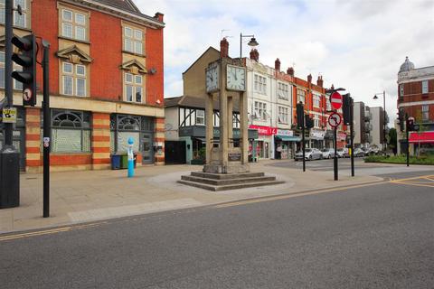 1a Broadway, Hanwell, London, W7 3SS