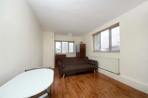 1a Broadway, Hanwell, London, W7 3SS