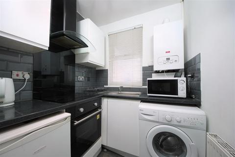 1a Broadway, Hanwell, London, W7 3SS