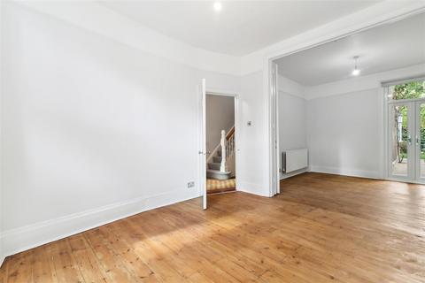 82 Silver Crescent, London, W4 5SE