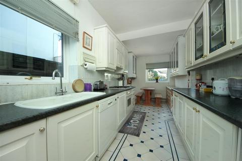 50 Creswick Road, London, W3 9HF