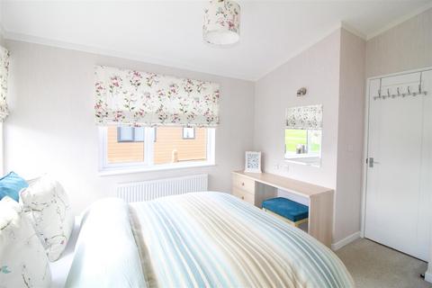 2 bedroom park home for sale, Sutton Road, Thirsk