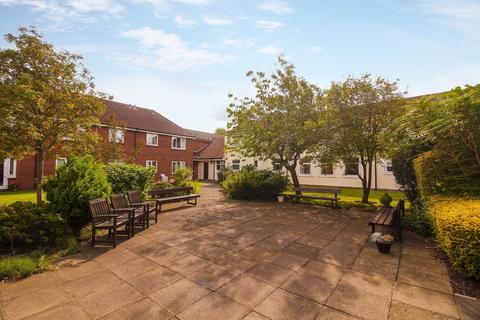 1 bedroom retirement property for sale, Thorntree Drive, Whitley Bay