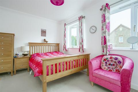 6 Osprey Close, Cheam, Sutton, SM1 2XS