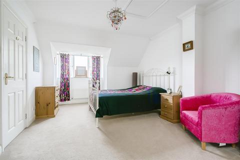 6 Osprey Close, Cheam, Sutton, SM1 2XS