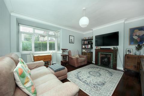 Flat 1, Goldsmith House Shakespeare Road, Acton, London, W3 6SH