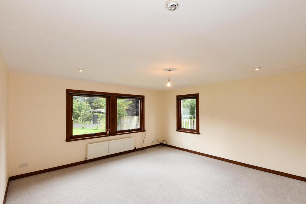 Dalfaber Park, Aviemore 6 bed house for sale £425,000