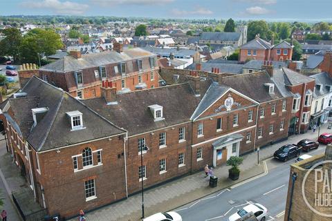 Hotel for sale, High Street, Newmarket