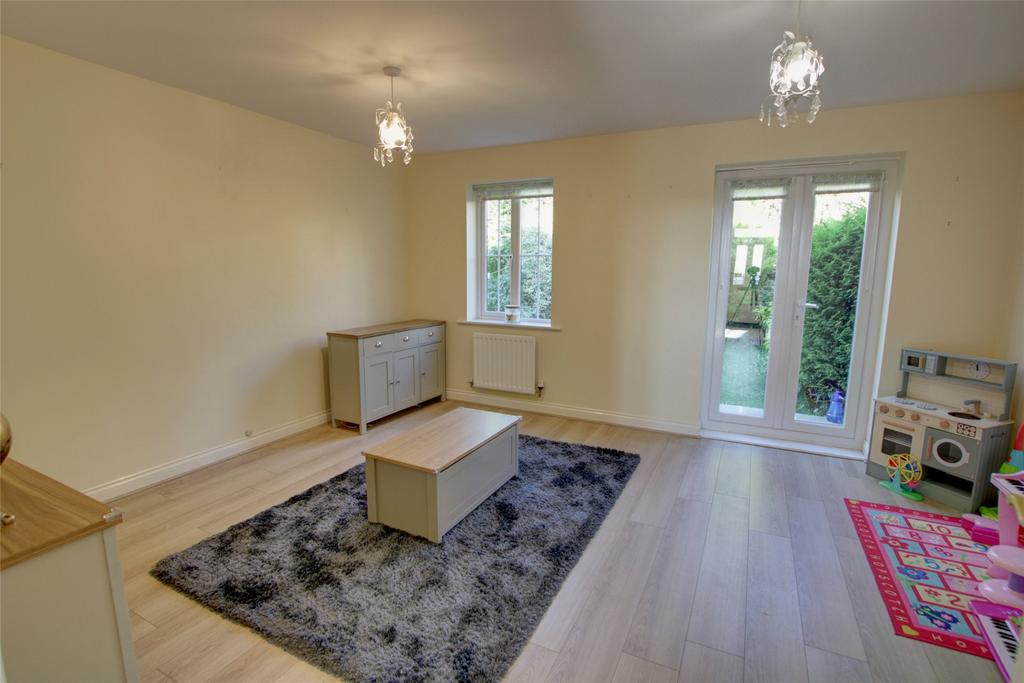 Deepdale Drive, Delves Lane, Consett, DH8 3 bed semidetached house for