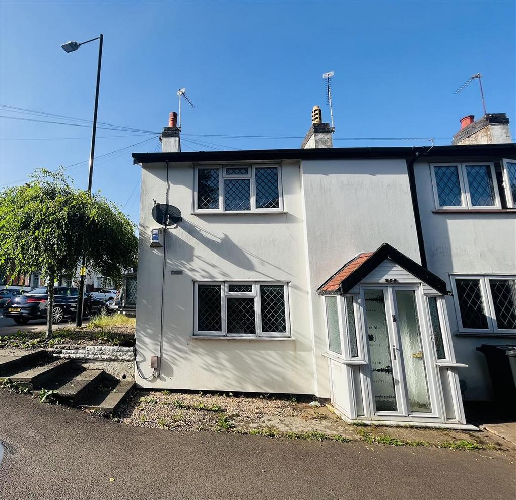 Lichfield Road, Sutton Coldfield 2 bed end of terrace house for sale