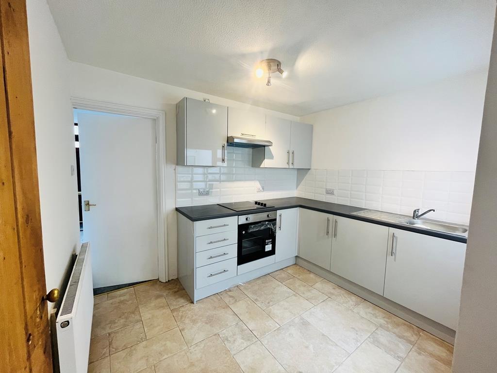 Lime Street, Evesham 3 bed terraced house £250,000
